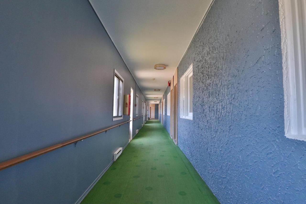 Bestliving Motel Washago Bagian luar foto